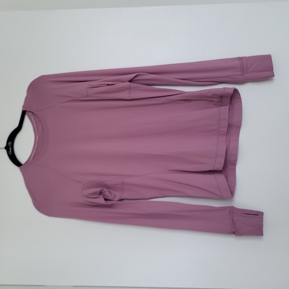 lululemon athletica Tops - Lululemon Top